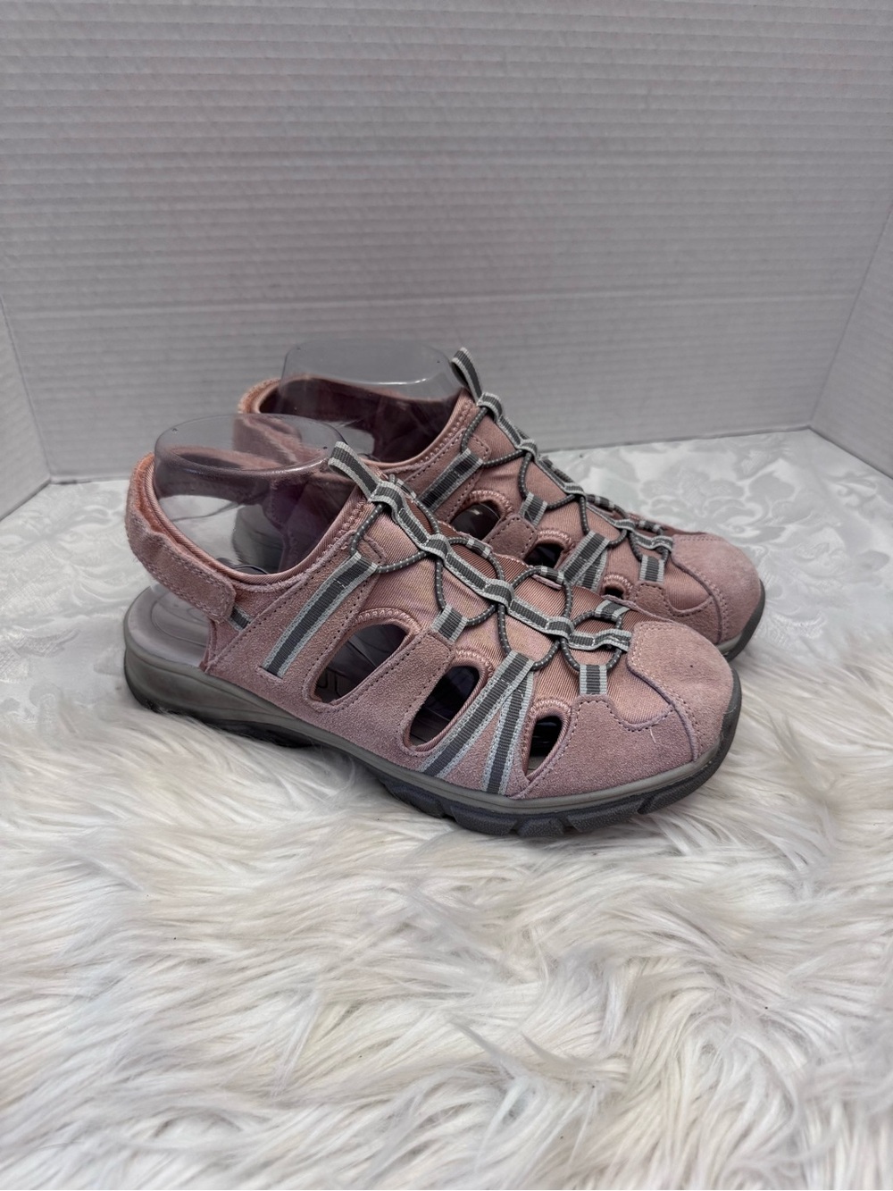 Lands’ End Women’s Size 8D Pink Closed Toe Hiking Water Shoe Fisherman Camp